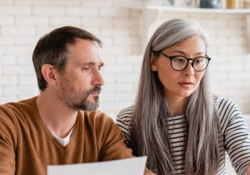 How do i decide between traditional and roth ira?